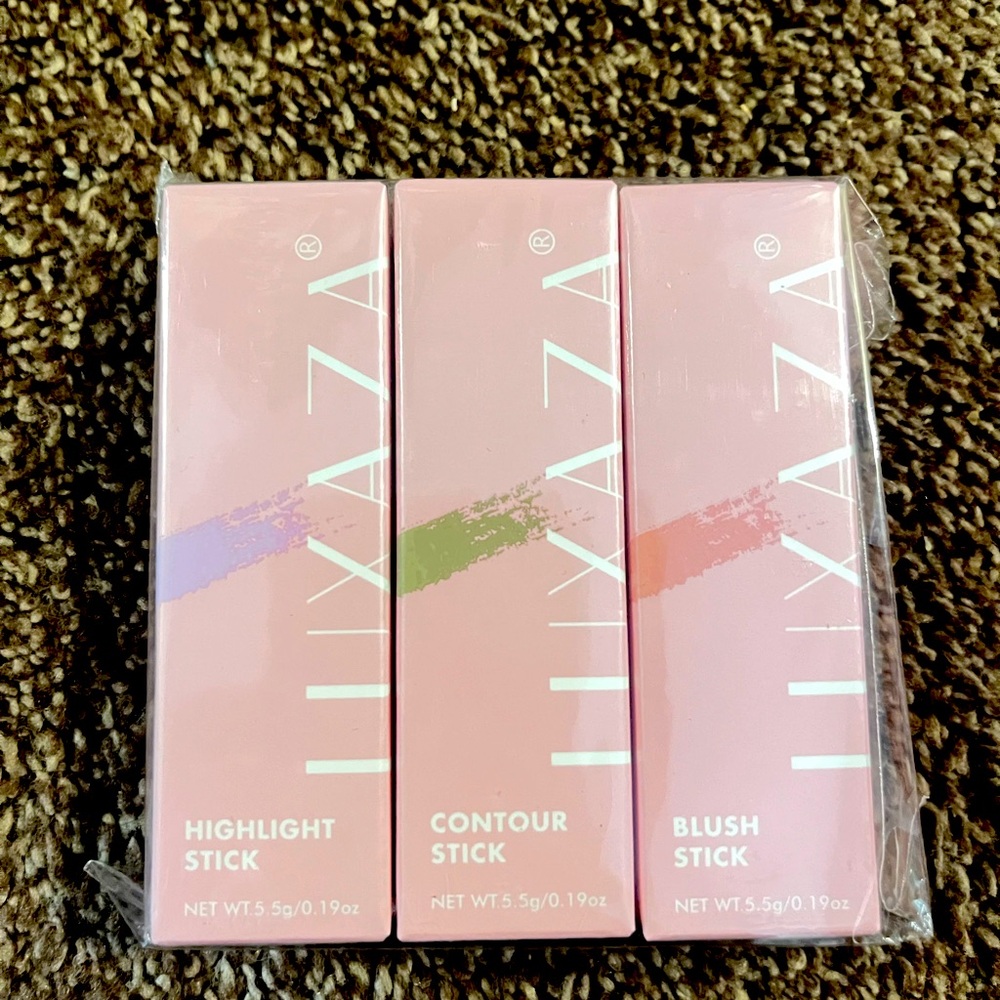 Luxaza 3pk makeup kit